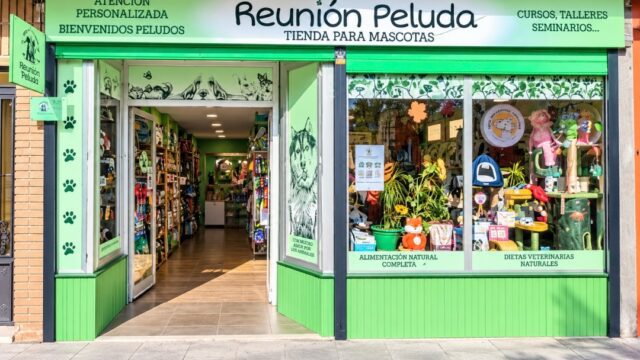 reunion peluda